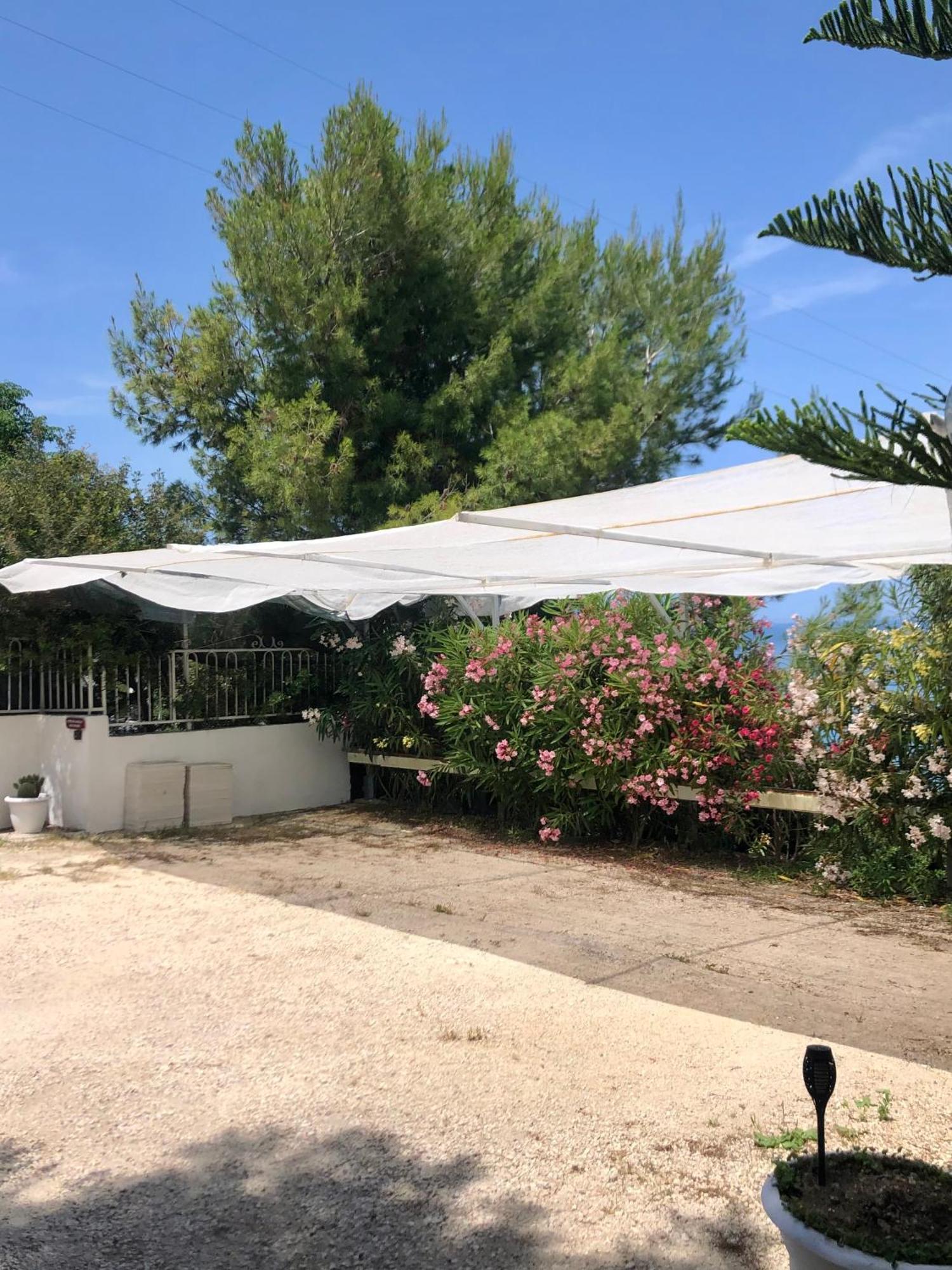 Trilocale 2 Sul Mare Apartman Peschici Kültér fotó